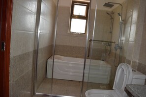 Bathroom - Lucy Serviced Apartment (Nairobi)