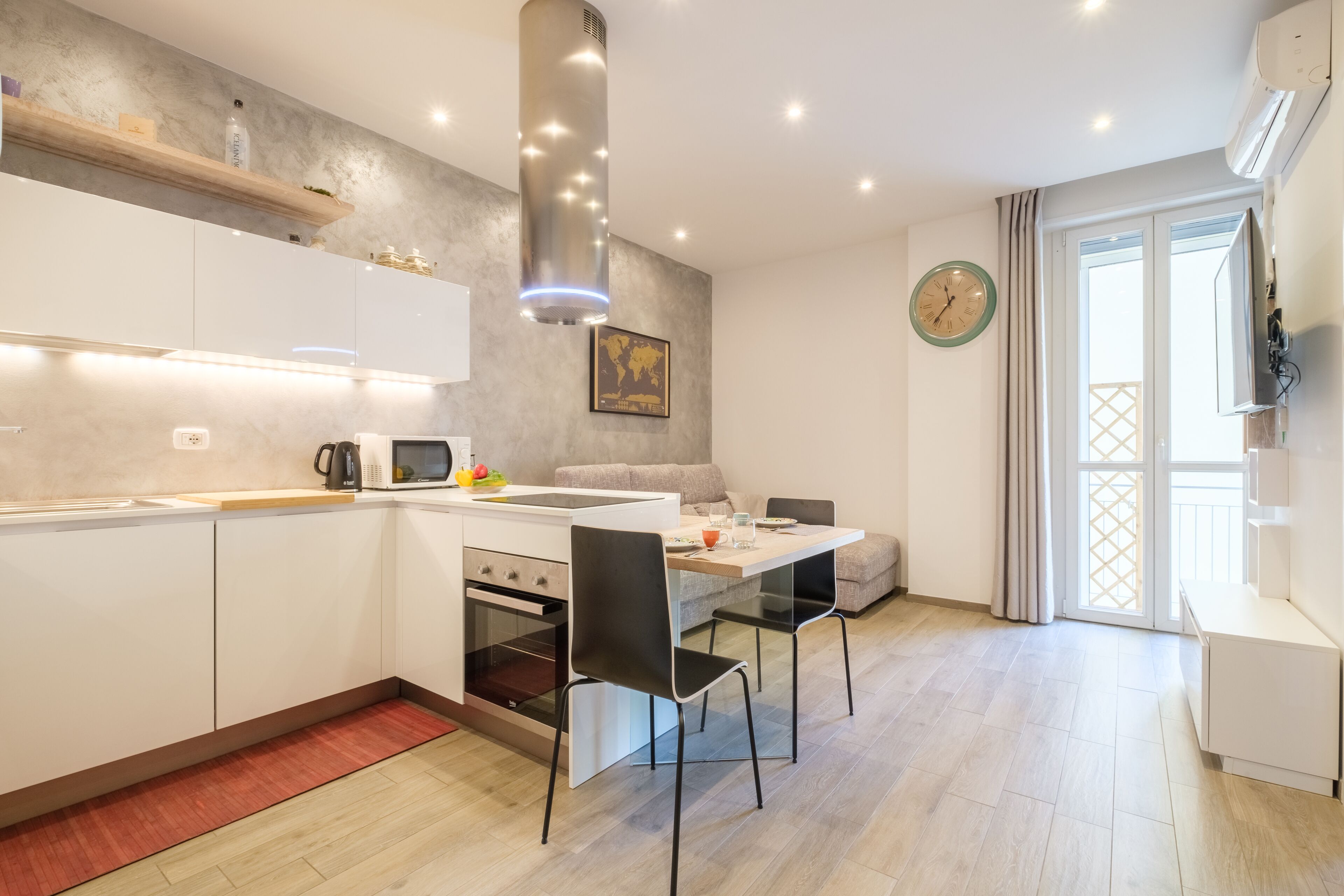Deluxe-Apartment, 1 Schlafzimmer | Wohnbereich | Flachbildfernseher