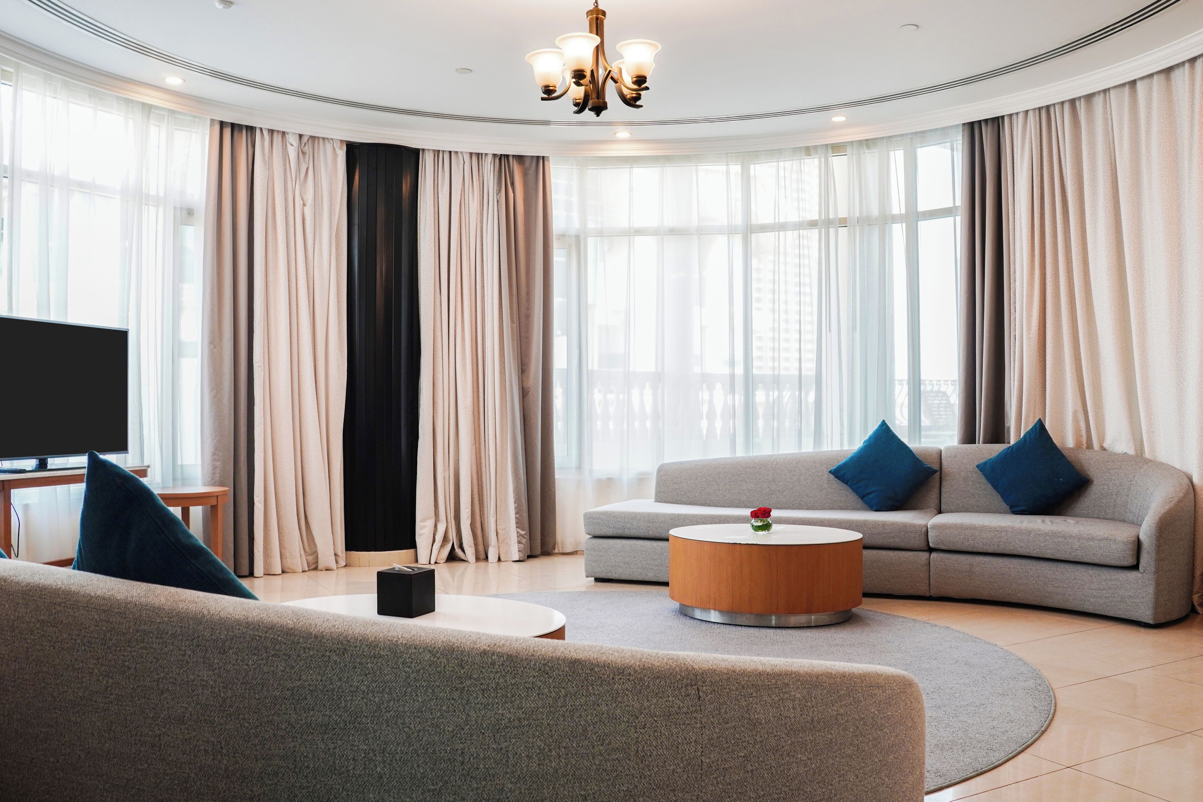 顶层房 | 客厅 | 平板电视