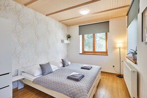 Apartment, City View (2) | Blackout drapes, iron/ironing board, rollaway beds, bed sheets - Villa Gap apartments (Cesky Krumlov)