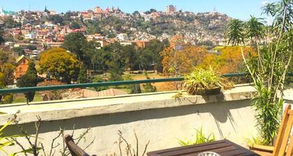 Tana-Jacaranda - Hostel