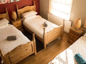 Triple Room, Shared Bathroom (Room 3) | 1 bedroom