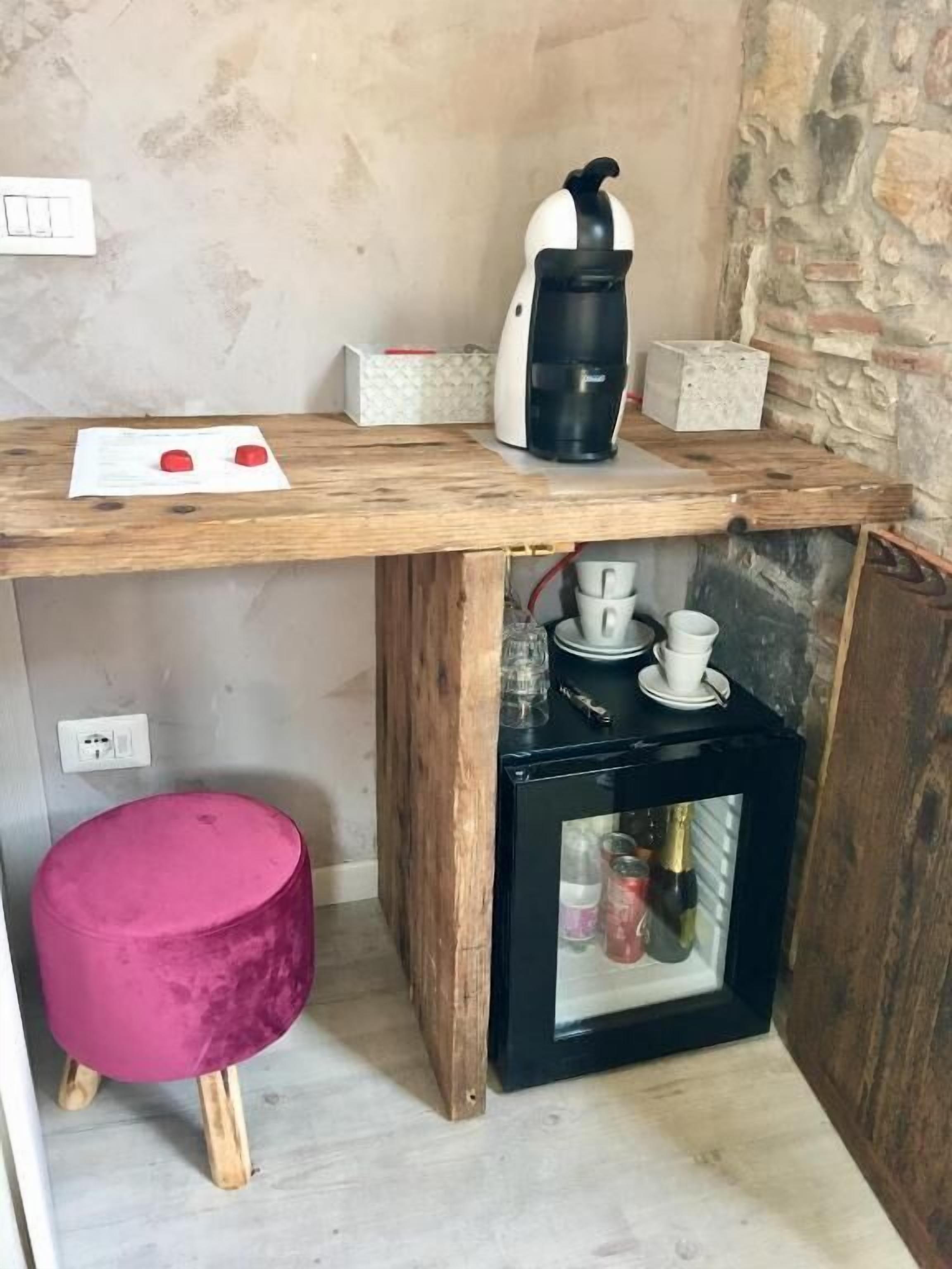 Foto - Inside the Wall