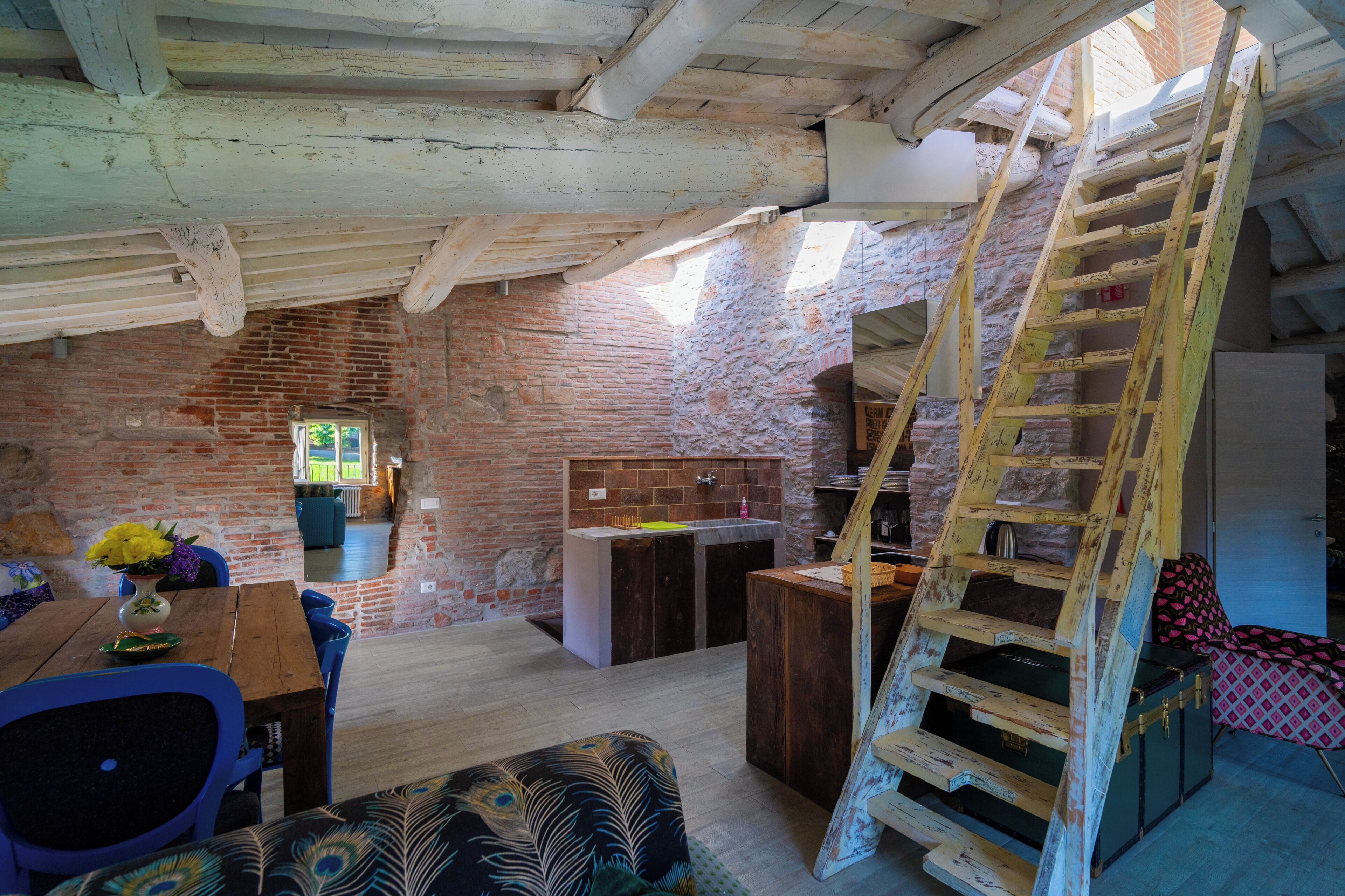Photo - Inside the Wall