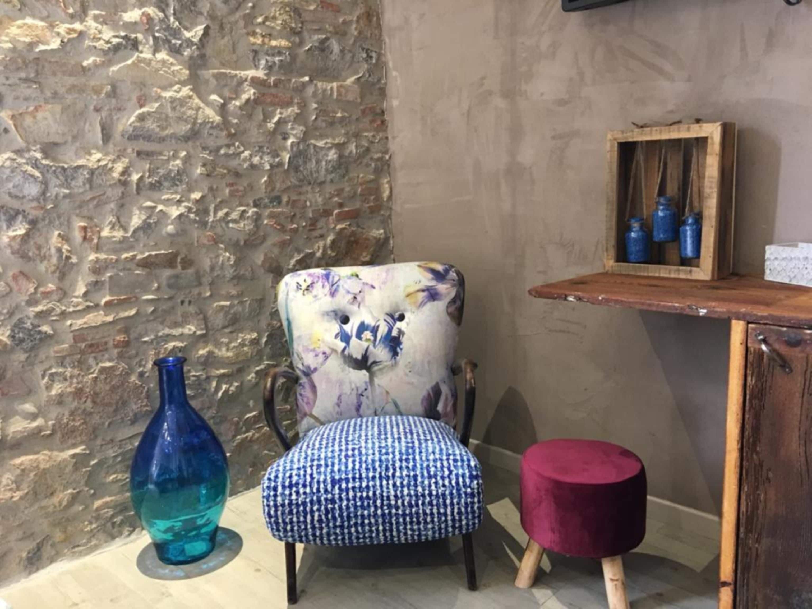 Foto - Inside the Wall