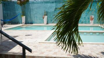 Alberca al aire libre