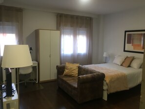 1 bedroom - BEAUTIFUL AND COZY STUDIO (Madrid)