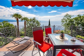 Apartment, 3 Bedrooms (Mia) | Balcony