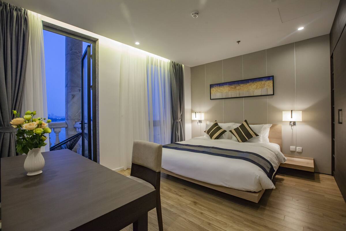 Suite Exécutive, vue lac | Vue de la chambre