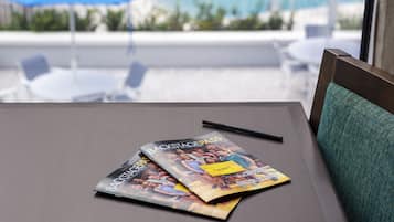 Comfort Suite, 1 King Bed with Sofa bed