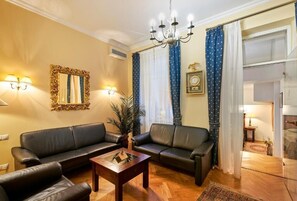 Appartement | Woonruimte | Een lcd-televisie
