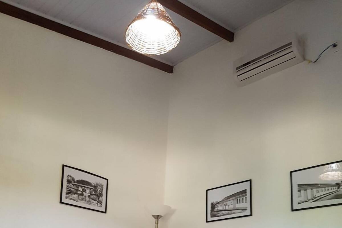 Minibar, cortinas blackout y wifi gratis