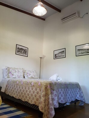 Minibar, blackout curtains, free WiFi