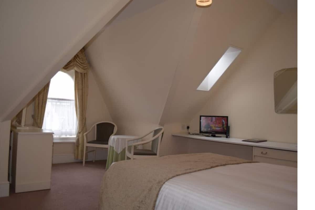 Standard Double Room, Ensuite