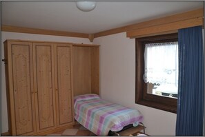 1 多间卧室、WiFi、床单