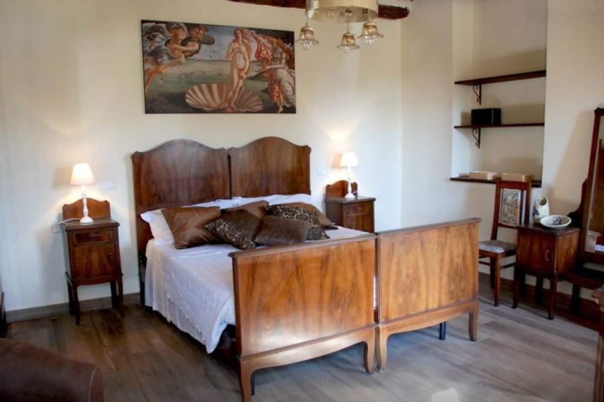 Egyptian cotton sheets, premium bedding, down duvets