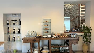 Colazione a base di specialità locali inclusa, servita tutte le mattine