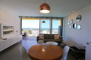 Apartment, 1 Bedroom, Ocean View (503) | Blackout drapes, iron/ironing board, cribs/infant beds, rollaway beds - Elifelet 26 (Tel Aviv)