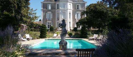 屋内プール、屋外プール