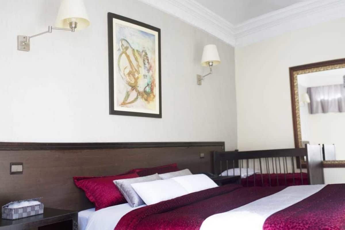 Desk, blackout curtains, free WiFi, bed sheets