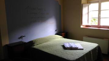 Babybetten, Zustellbetten, kostenloses WLAN, Bettwäsche