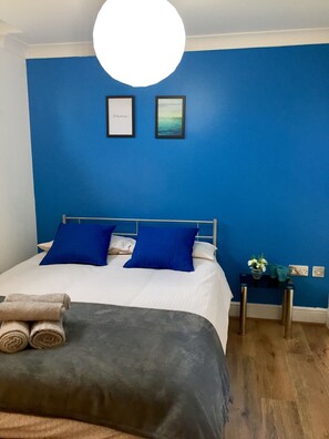 Basic Apartment, 2 Double Beds, City View