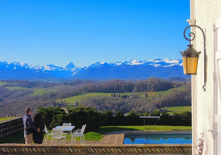 Clos Mirabel Manor B&B