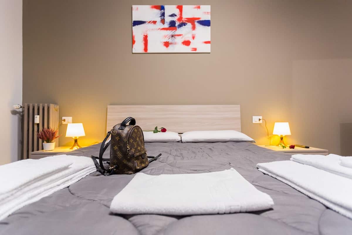 2 habitaciones, ropa de cama de alta calidad y cubrecamas