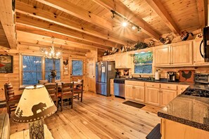 Fridge, microwave, stovetop, dishwasher - Riverside Ellijay Cabin w/ Hot Tub & Game Room (Ellijay)