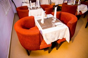 Breakfast, lunch and dinner served - Georgetown Hotel (Lagos)