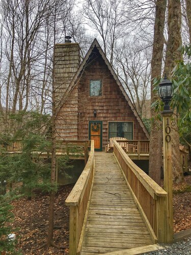 This weekend available! CLOSE TO SLOPES!