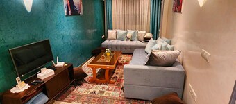 Well-Located Entire Apt. 5th Floor