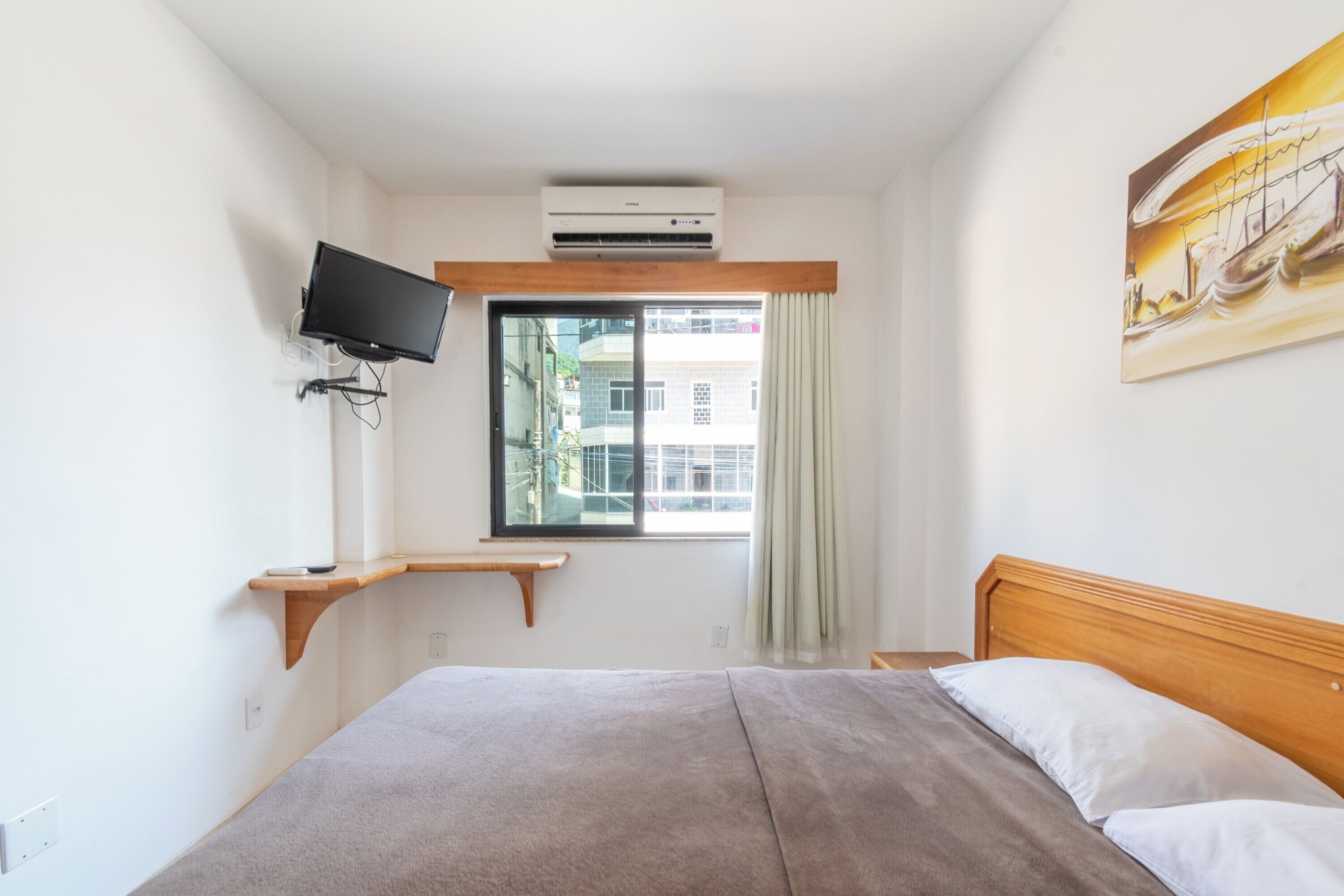 1 bedroom, minibar, in-room safe, desk