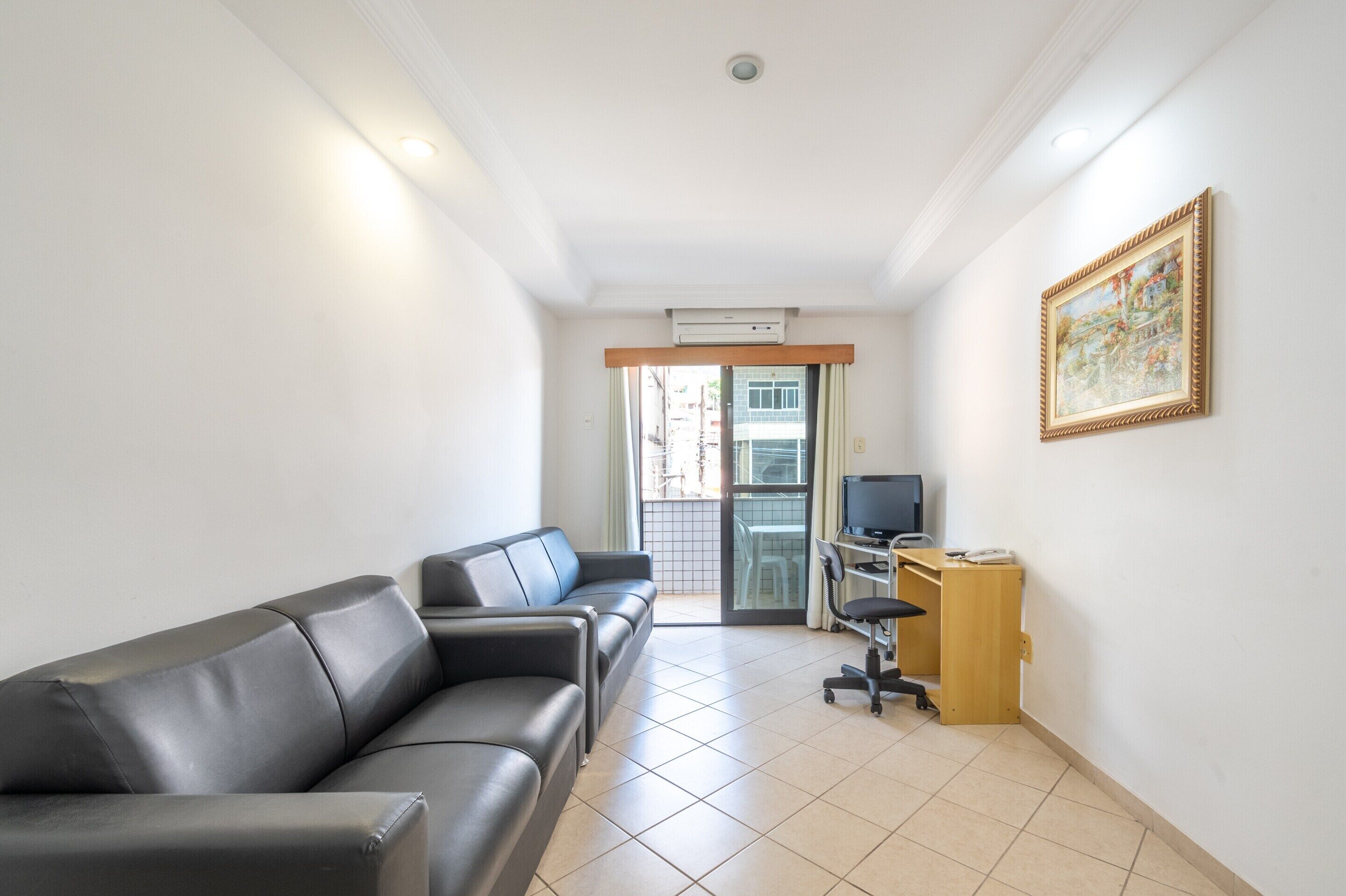 apartment, 1 bedroom (brazil) | 1 bedroom, minibar, in-room safe, desk