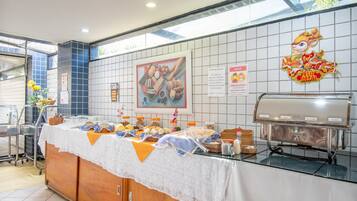 Ilmainen päivittäinen buffetaamiainen