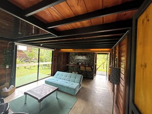 Superior Chalet, Bathtub, Garden View | Private kitchen