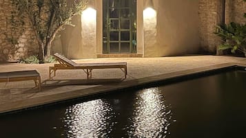 Piscine extérieure, piscine chauffée