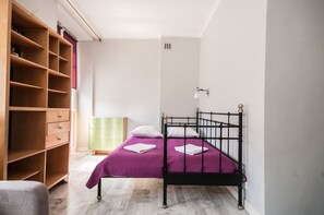 Apartment | Verdunkelungsvorhänge, Bügeleisen/Bügelbrett, kostenloses WLAN