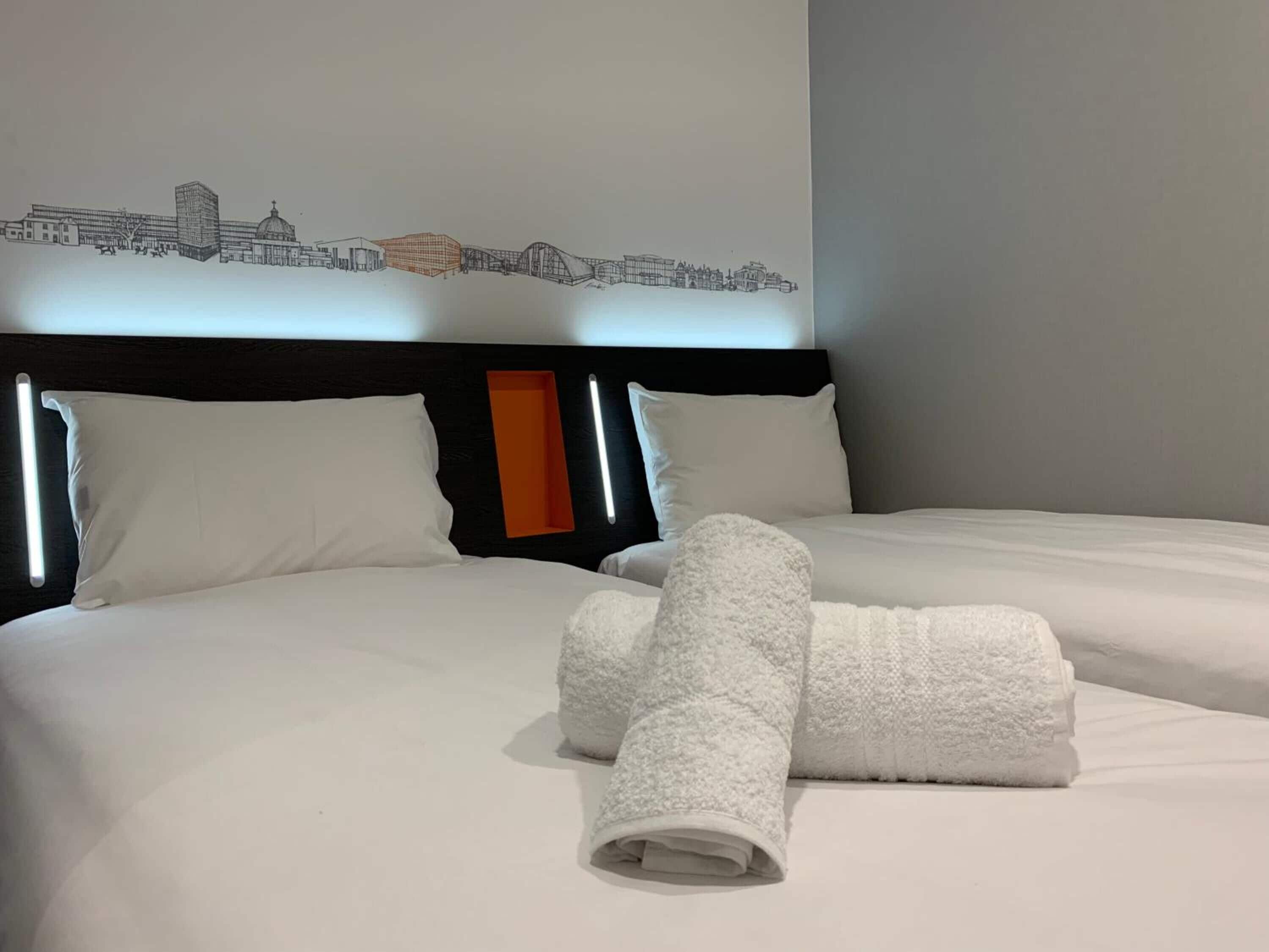 Photo - easyHotel Milton Keynes
