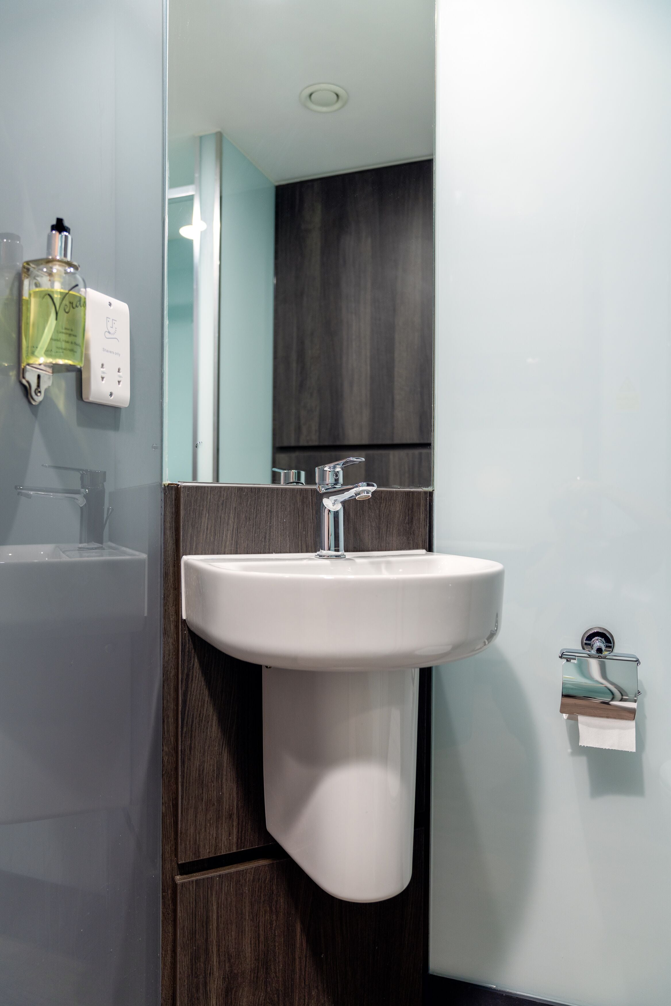 Photo - easyHotel Milton Keynes