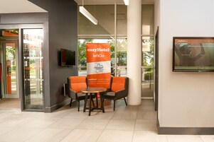 Zona de estar del vestíbulo