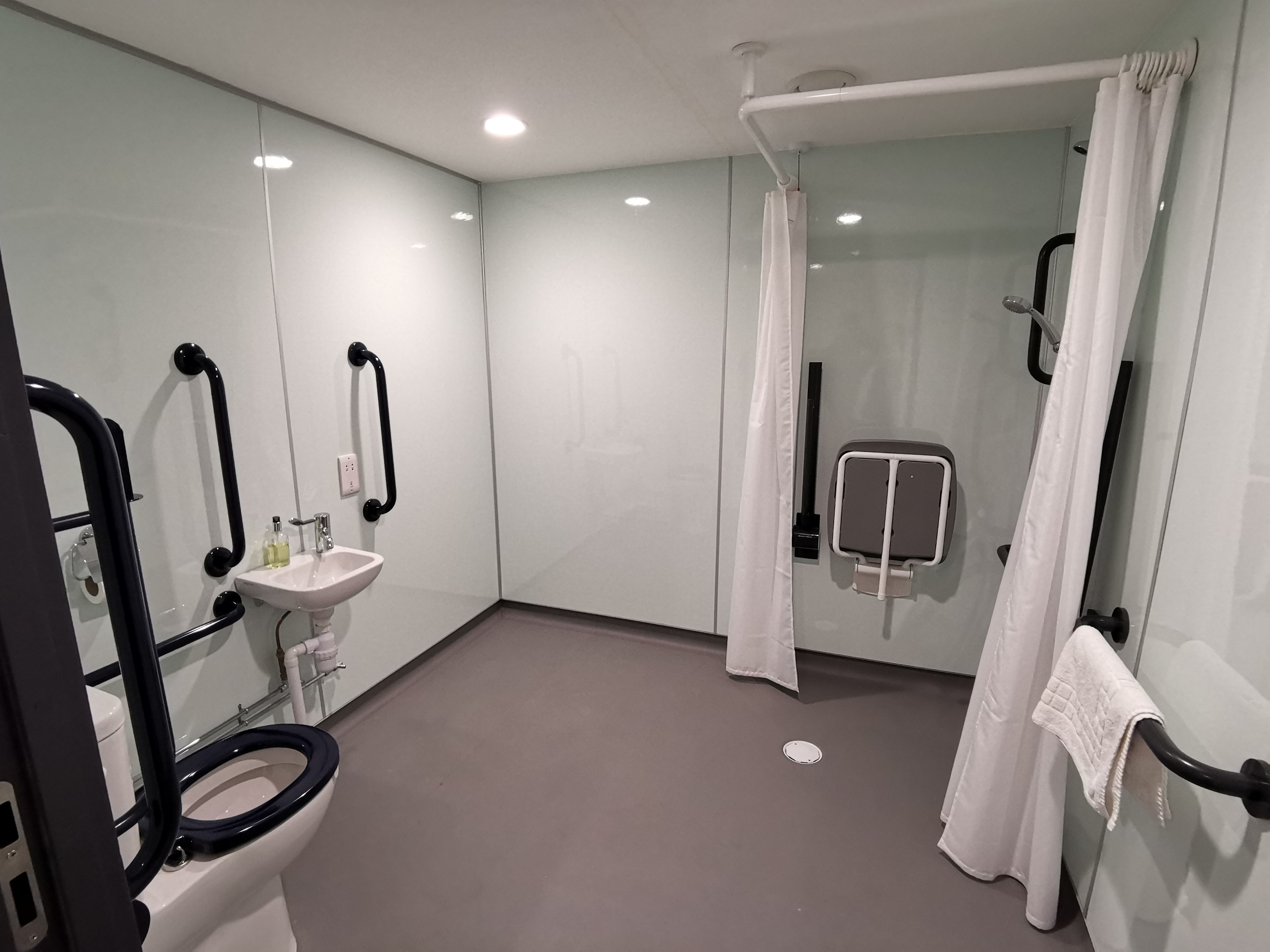 Photo - easyHotel Milton Keynes