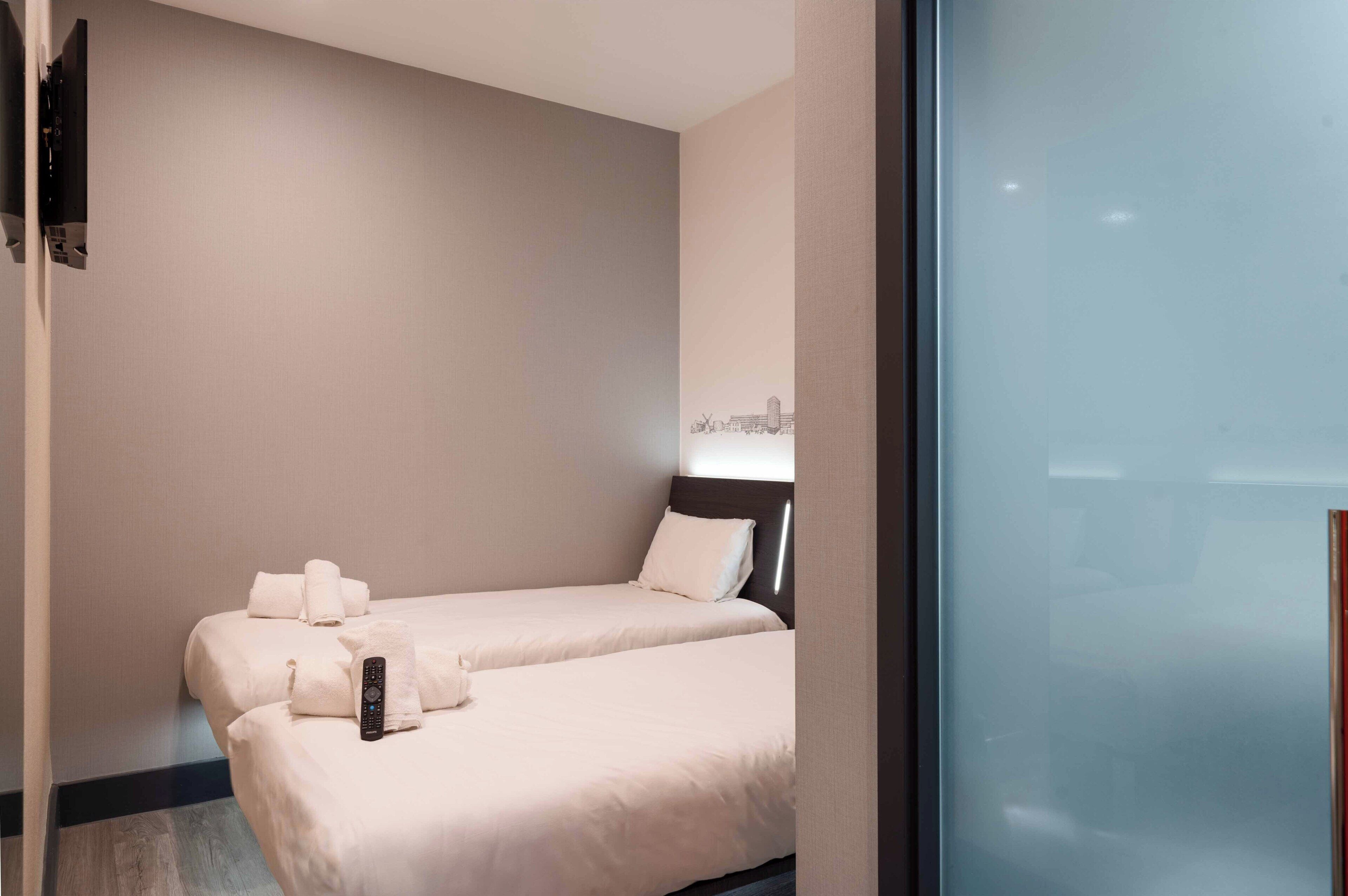 Standard Twin Room, 2 Single Beds, No Windows
