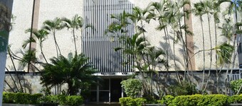 Apartment (with WiFi VIVO and active NETFLIX) near Praia do Forte and near the city