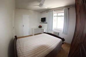 3 bedrooms, iron/ironing board, wheelchair access