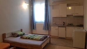 Family Room, Multiple Beds