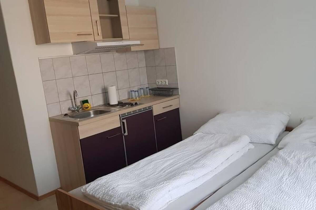 Habitación doble, 1 cama matrimonial | Wifi gratis y ropa de cama