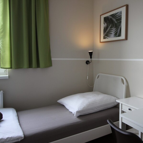 Single Room, Shared Bathroom