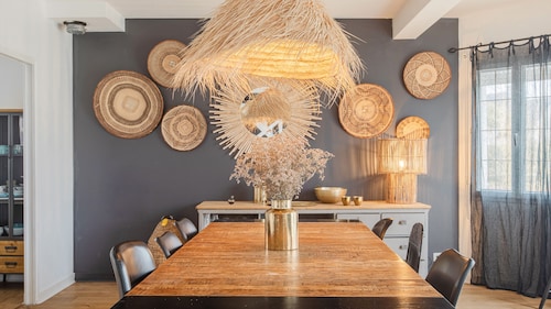 LE Goueltoc-piscine interieure-Spa-10pers-100 M de la mer.