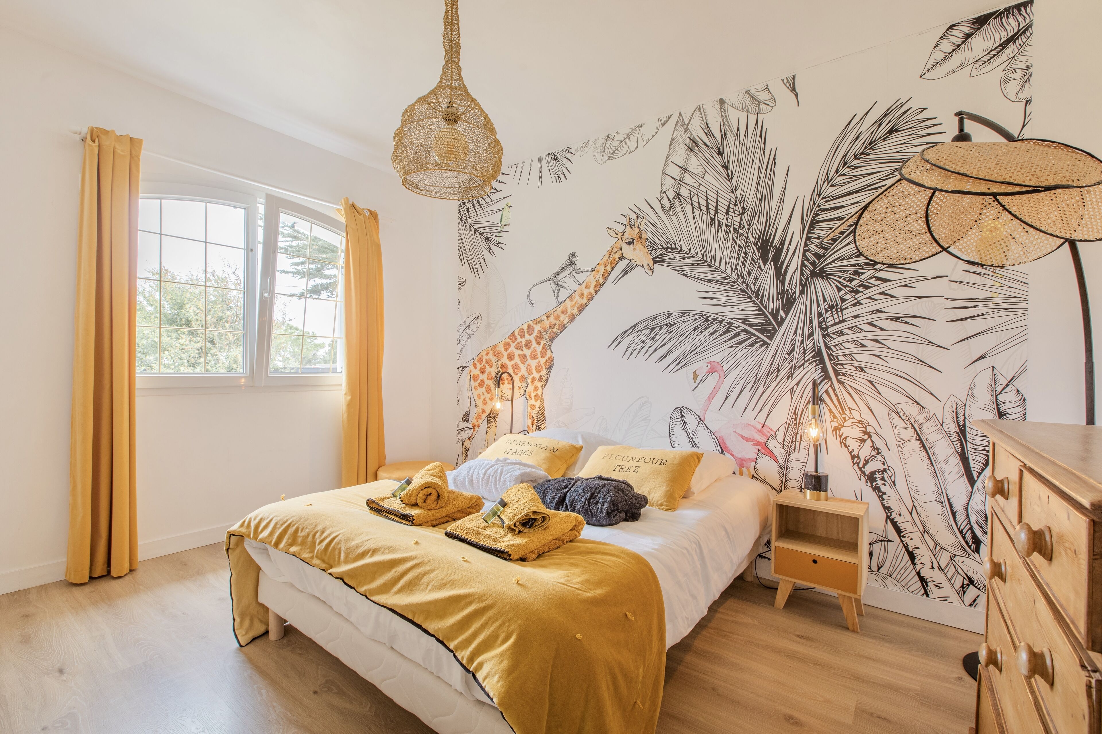 4 chambres, fer et planche à repasser, lit parapluie, Wi-Fi gratuit